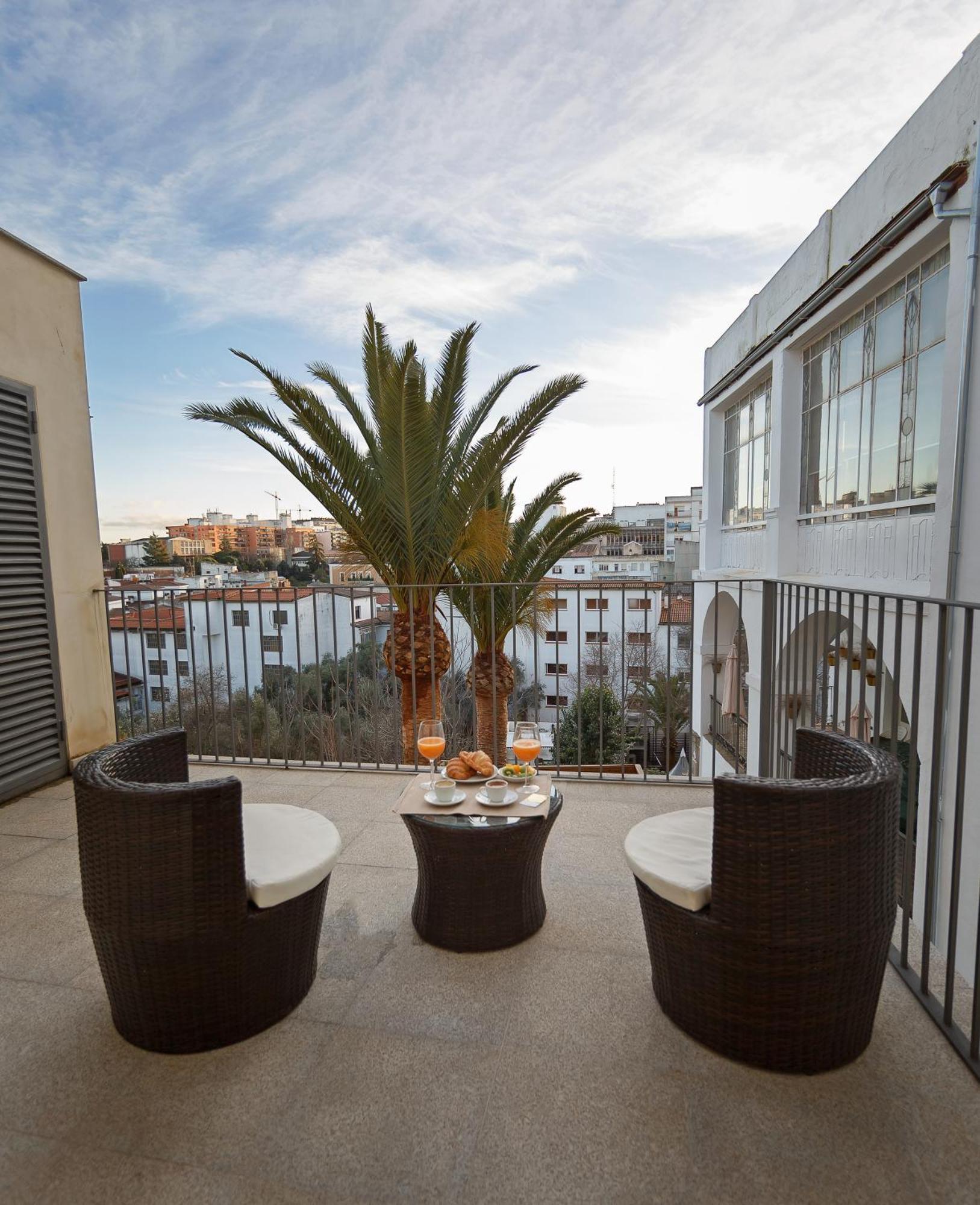 Cáceres Deluxe Exterior foto